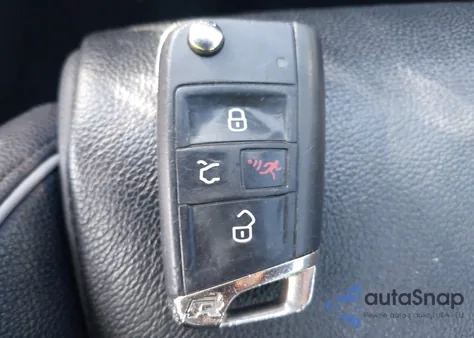 2018 Volkswagen Golf R 2.0T W/Dcc Navigation z USA, uszkodzony, nr VIN WVWWF7AU7JW070967